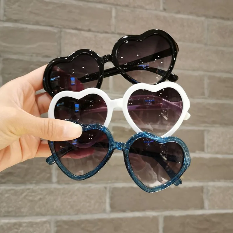2023 Нови детски градиентные слънчеви очила във формата на сърце, на лъскави слънчеви очила, мультяшное сърце любов, прекрасни слънчеви очила за деца Изображение 0