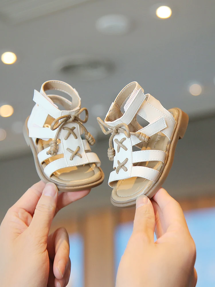 Летни сандали за момичета, нови обувки на принцесата в римски стил подметка, плажни обувки за малки деца, модерни обувки на принцесата върху плоска подметка Изображение 1